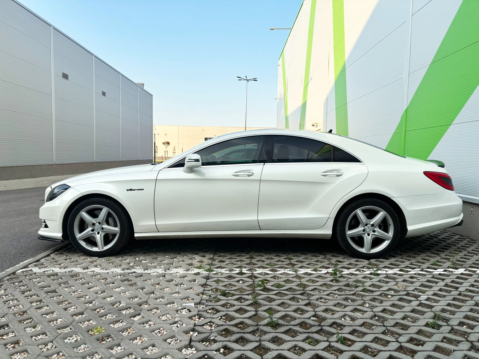 Mercedes-Benz CLS 500 550 AMG / Масаж / Подгрев / Обдухване, снимка 11 - Автомобили и джипове - 55432258