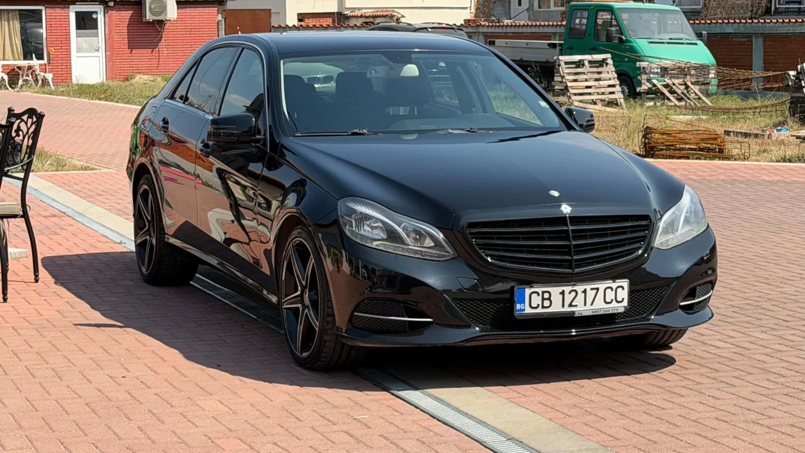Mercedes-Benz E 200 В много добро състояние!!!, снимка 3 - Автомобили и джипове - 55787562