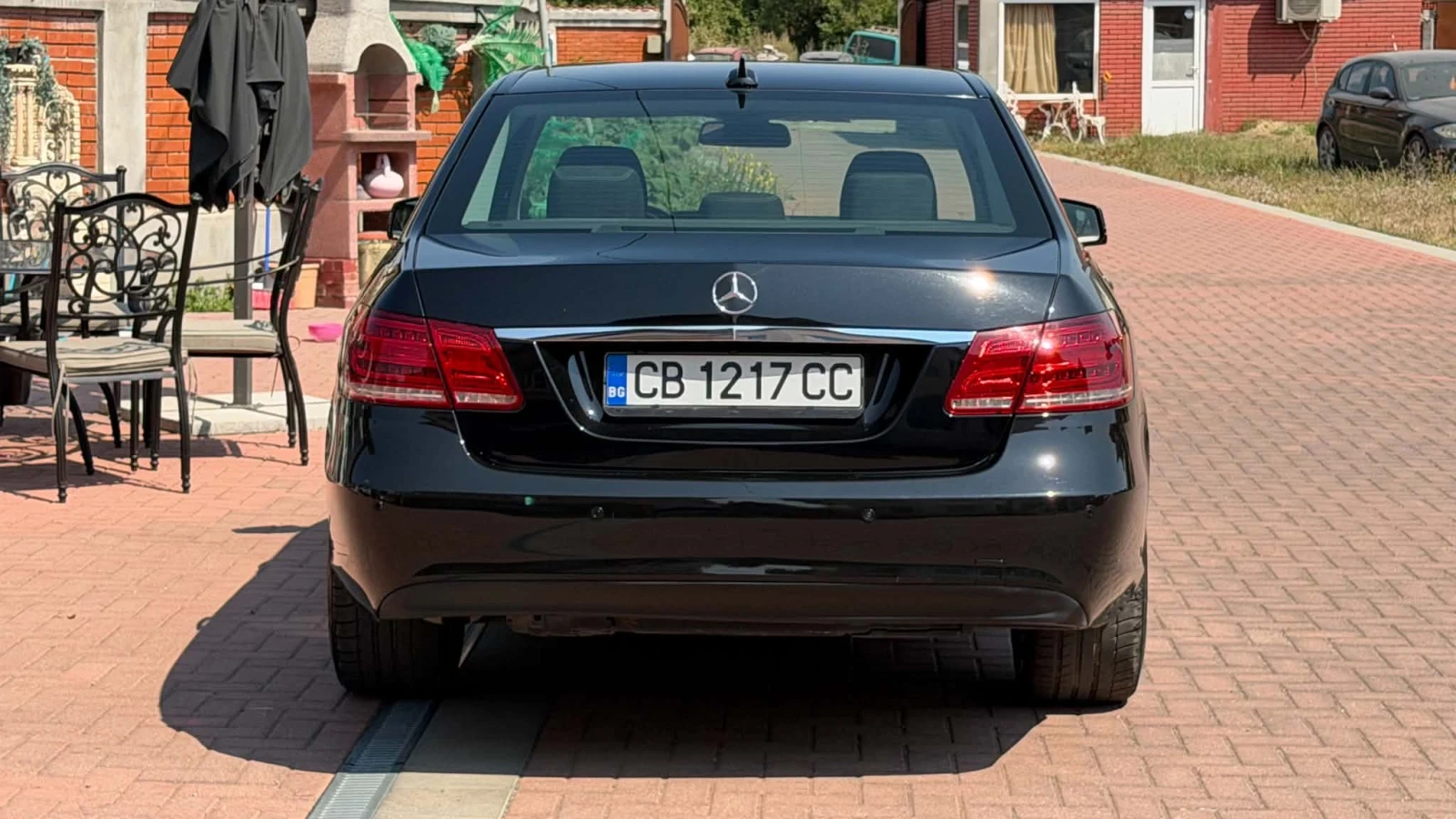 Mercedes-Benz E 200 В много добро състояние!!!, снимка 8 - Автомобили и джипове - 55787562