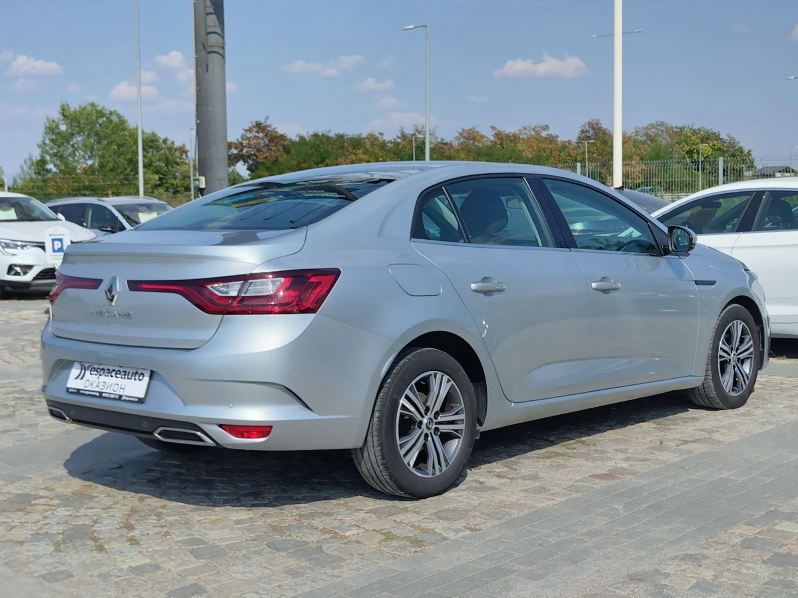 Renault Megane 1.3Tce/140к.с./ZEN, снимка 4 - Автомобили и джипове - 56041140