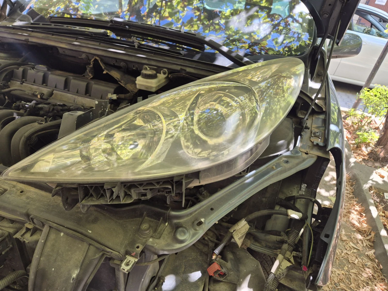 Peugeot 307 2.0 16v 140кс , снимка 11 - Автомобили и джипове - 56352621