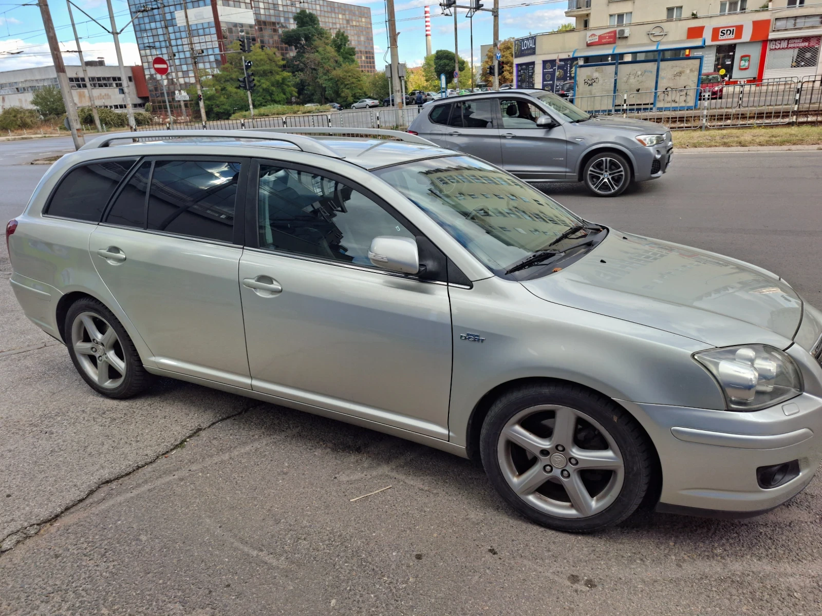 Toyota Avensis, снимка 2 - Автомобили и джипове - 56282416