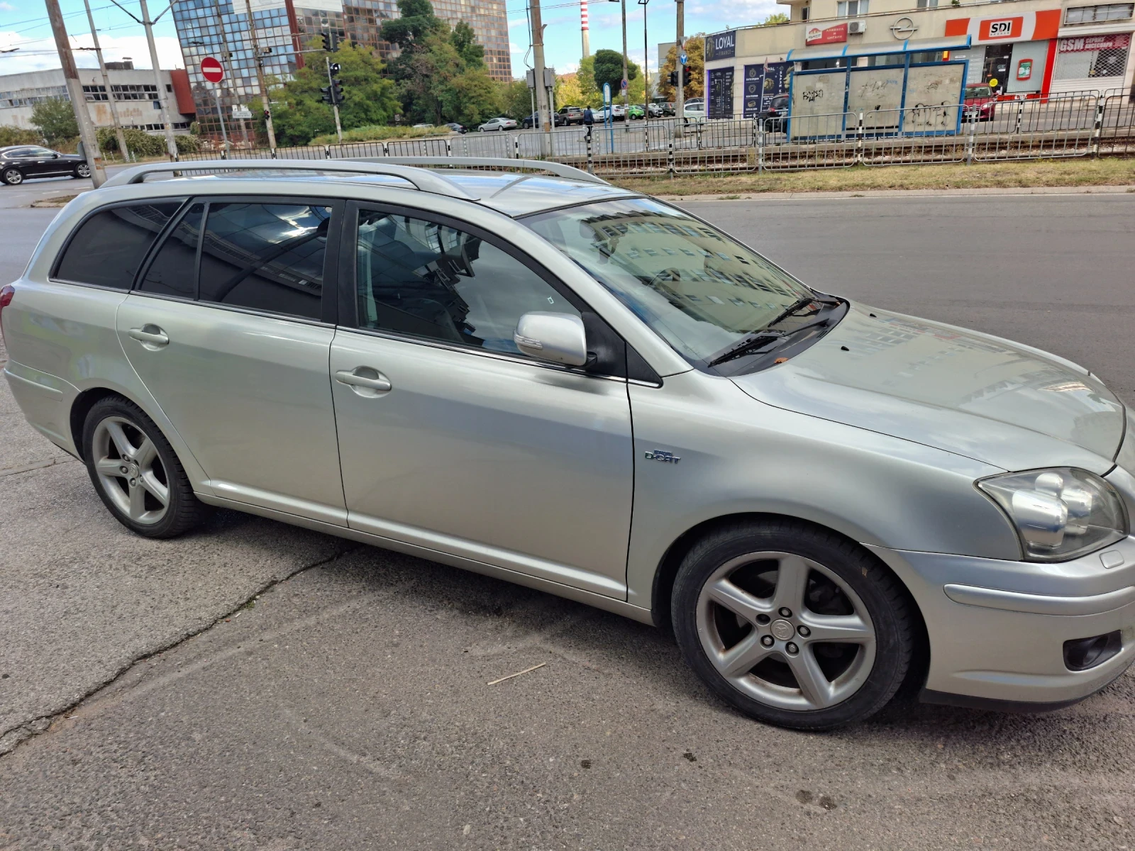 Toyota Avensis, снимка 5 - Автомобили и джипове - 56282416