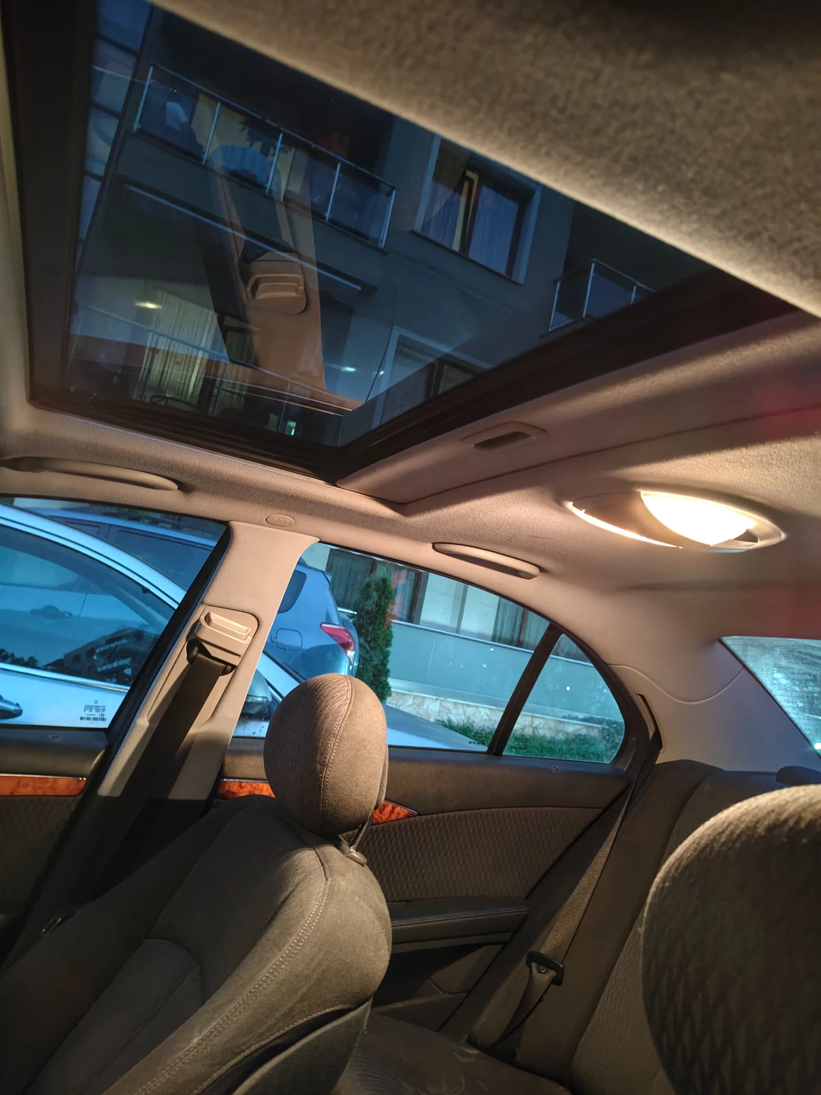 Mercedes-Benz E 240 E240, снимка 16 - Автомобили и джипове - 56331089