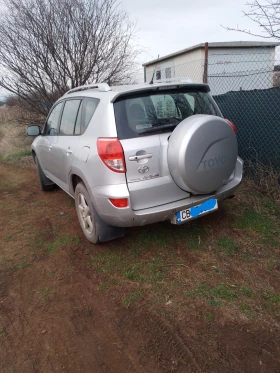 Toyota Rav4 2.2 D4D, снимка 3