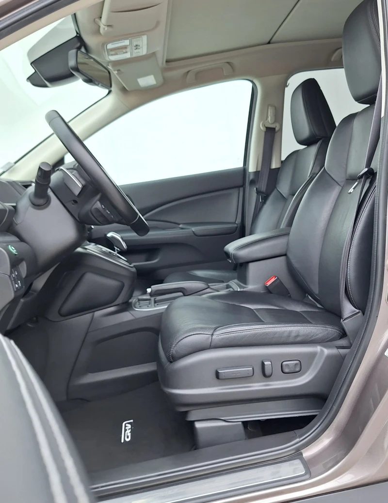 Honda Cr-v * EXECUTIVE* ВСИЧКИ ЕКСТРИ*  СЕРВИЗНА ИСТОРИЯ, снимка 10 - Автомобили и джипове - 49979811