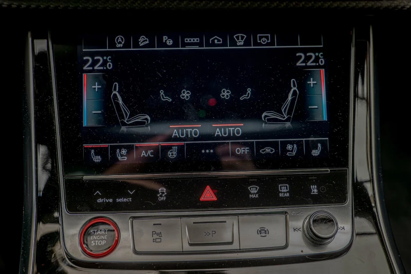 Audi SQ8 4.0TFSI/Bang&Olufsen/3D Камера/Обдухване/Дистроник, снимка 11 - Автомобили и джипове - 52792486