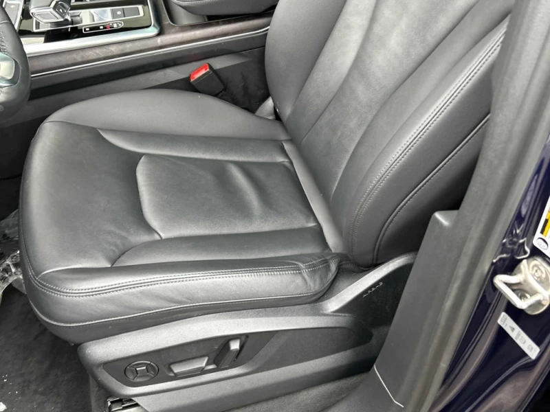 Audi Q7 * Komfort * CARFAX * БЕЗ ПЪРВОНАЧАЛНА ВНОСКА, снимка 13 - Автомобили и джипове - 52973121