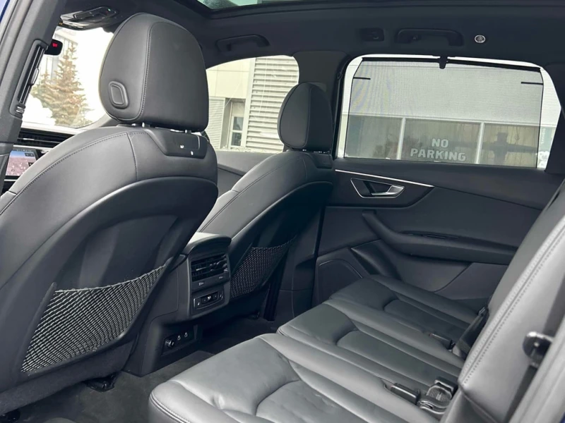 Audi Q7 * Komfort * CARFAX * БЕЗ ПЪРВОНАЧАЛНА ВНОСКА, снимка 15 - Автомобили и джипове - 52973121