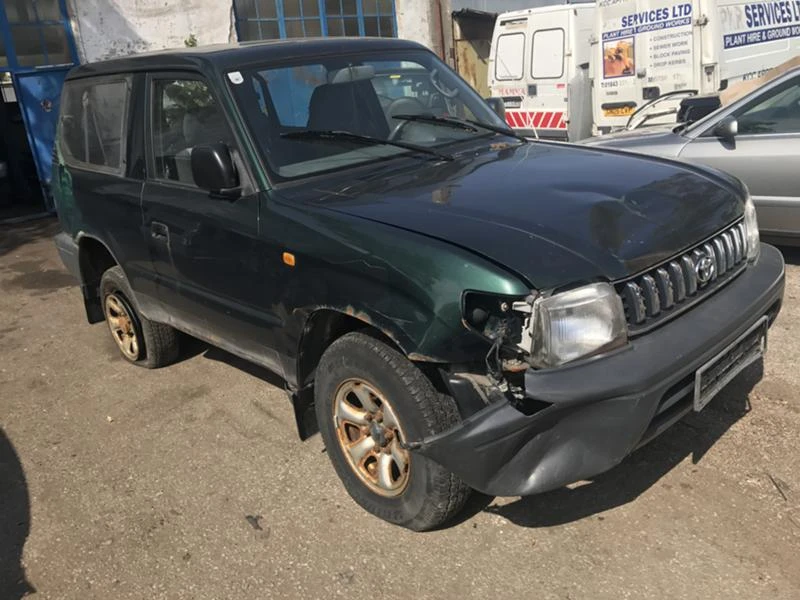 Toyota Land cruiser 3.0d на части, снимка 2 - Автомобили и джипове - 19371892