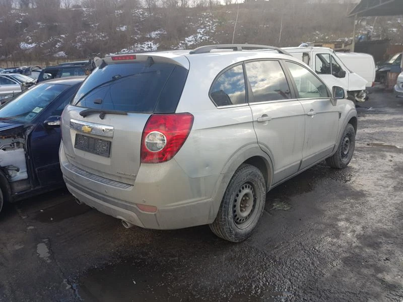 Chevrolet Captiva 3.2i.avtomat.nova., снимка 6 - Автомобили и джипове - 35782382