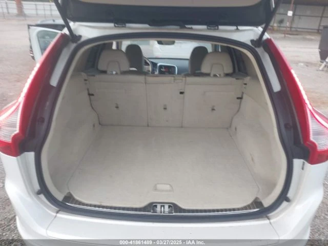 Volvo XC60 T6* ДИГИТАЛНО* ТАБЛО* ПОДГРЕВ* КАМЕРА* КЕЙЛЕС* ПАН - 18700 лв. - 52918062 16