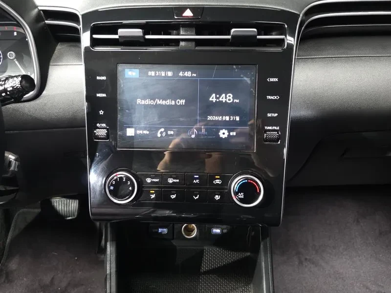 Hyundai Tucson НАВИГАЦИЯ/КАМЕРИ/4Х4, снимка 13 - Автомобили и джипове - 56425929