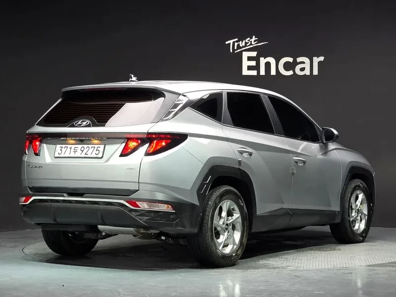 Hyundai Tucson НАВИГАЦИЯ/КАМЕРИ/4Х4, снимка 2 - Автомобили и джипове - 56425929