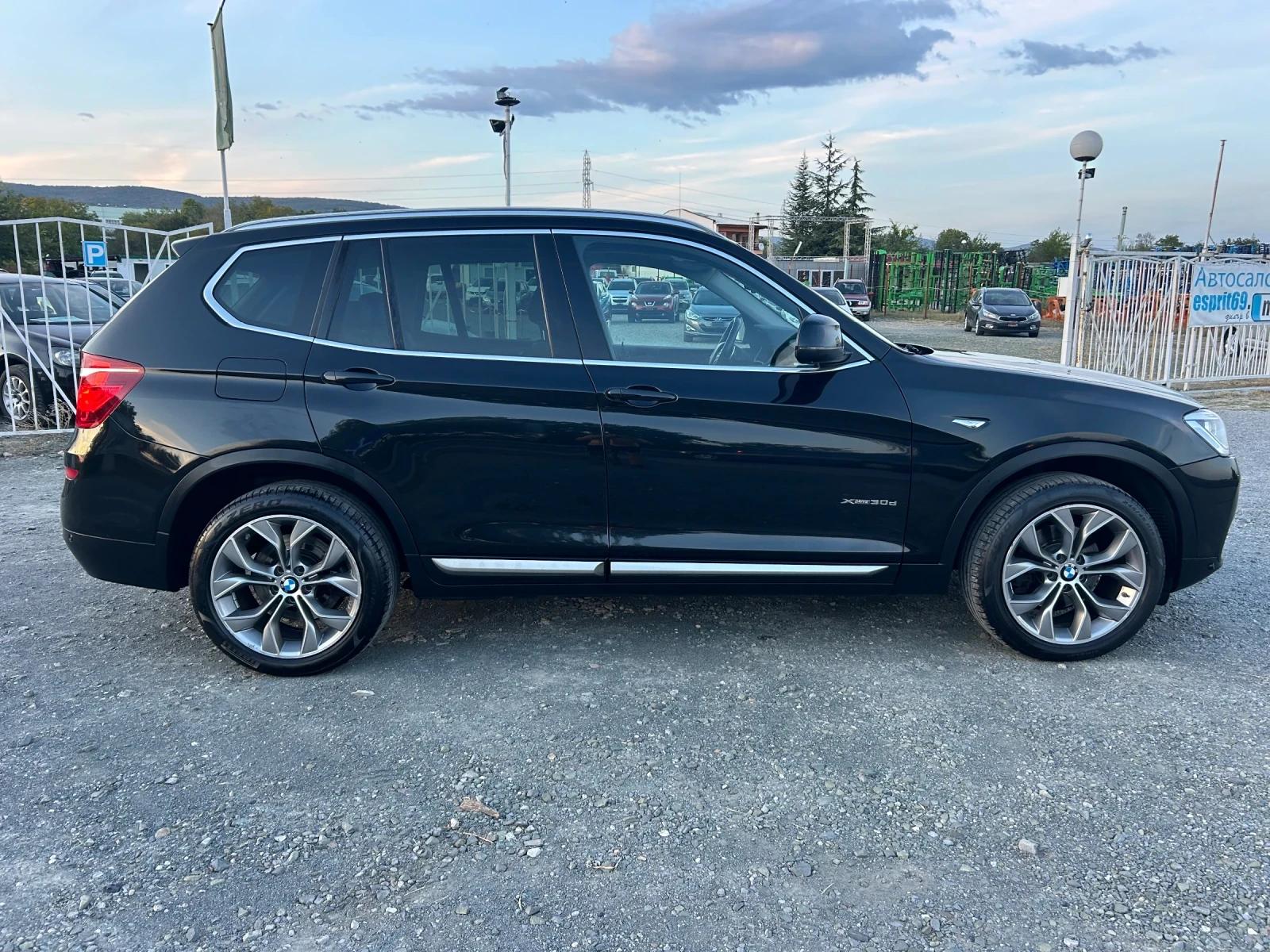 BMW X3 X-LINE 3.0 XDRIVE  * ЕВРО6* / DISTRONIC / PANORAMA - изображение 4