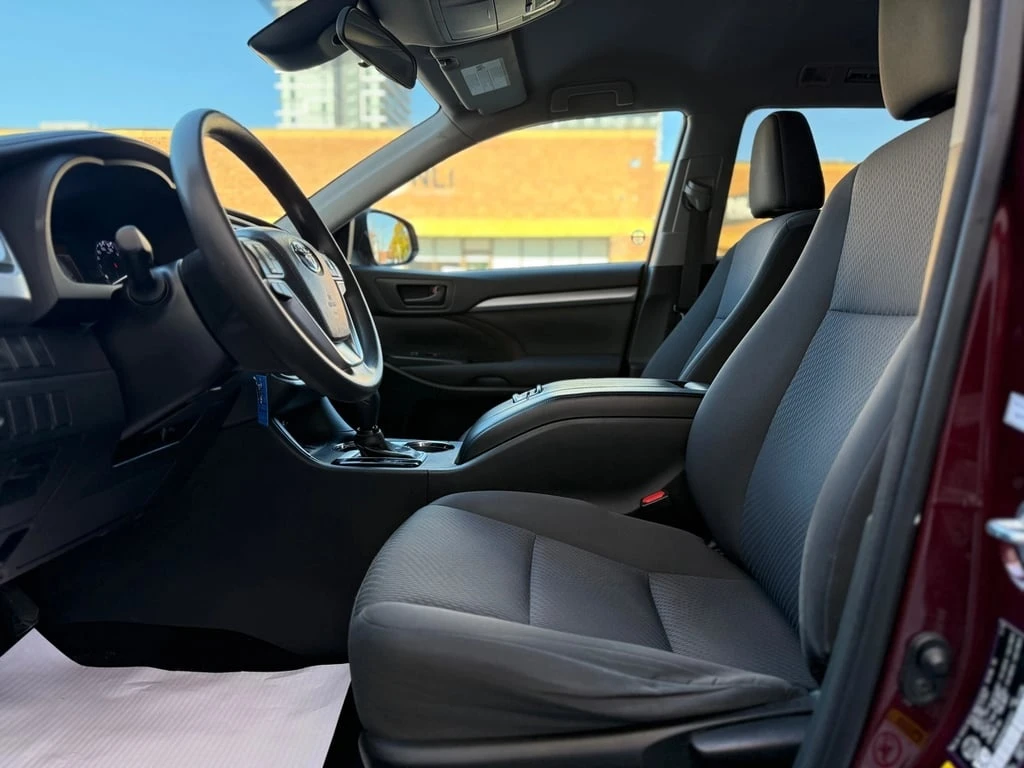 Toyota Highlander * AWD 4dr LE * CARFAX * БЕЗ ПЪРВОНАЧАЛНА ВНОСКА - изображение 5