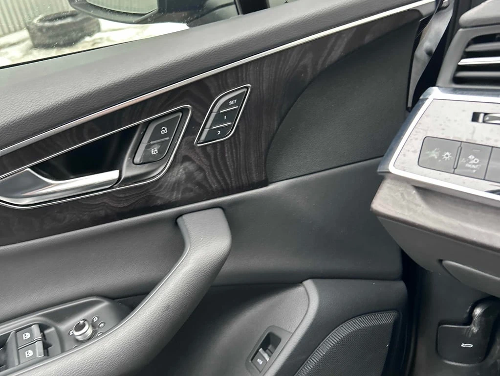 Audi Q7 * Komfort * CARFAX * ��� ������������ ������ | Mobile.bg � ����������� 12