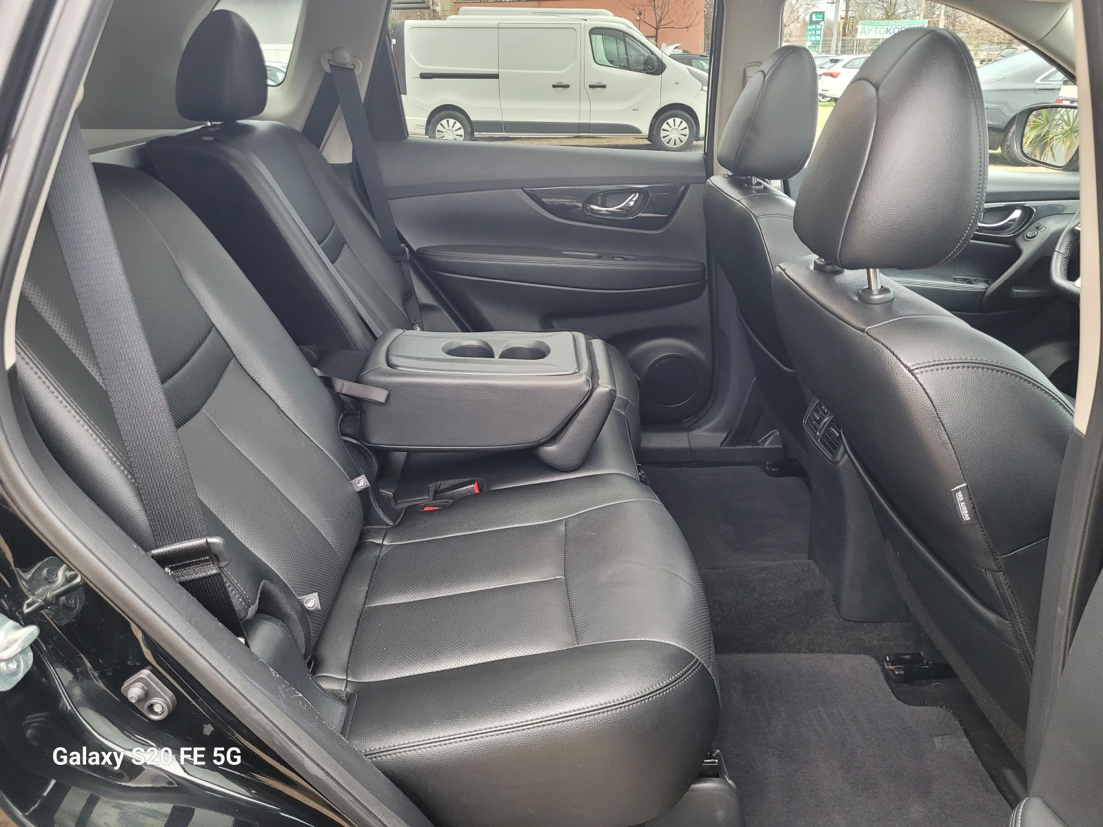 Nissan X-trail 2.5 170k.c FULL EXTRAS | Mobile.bg � ����������� 12