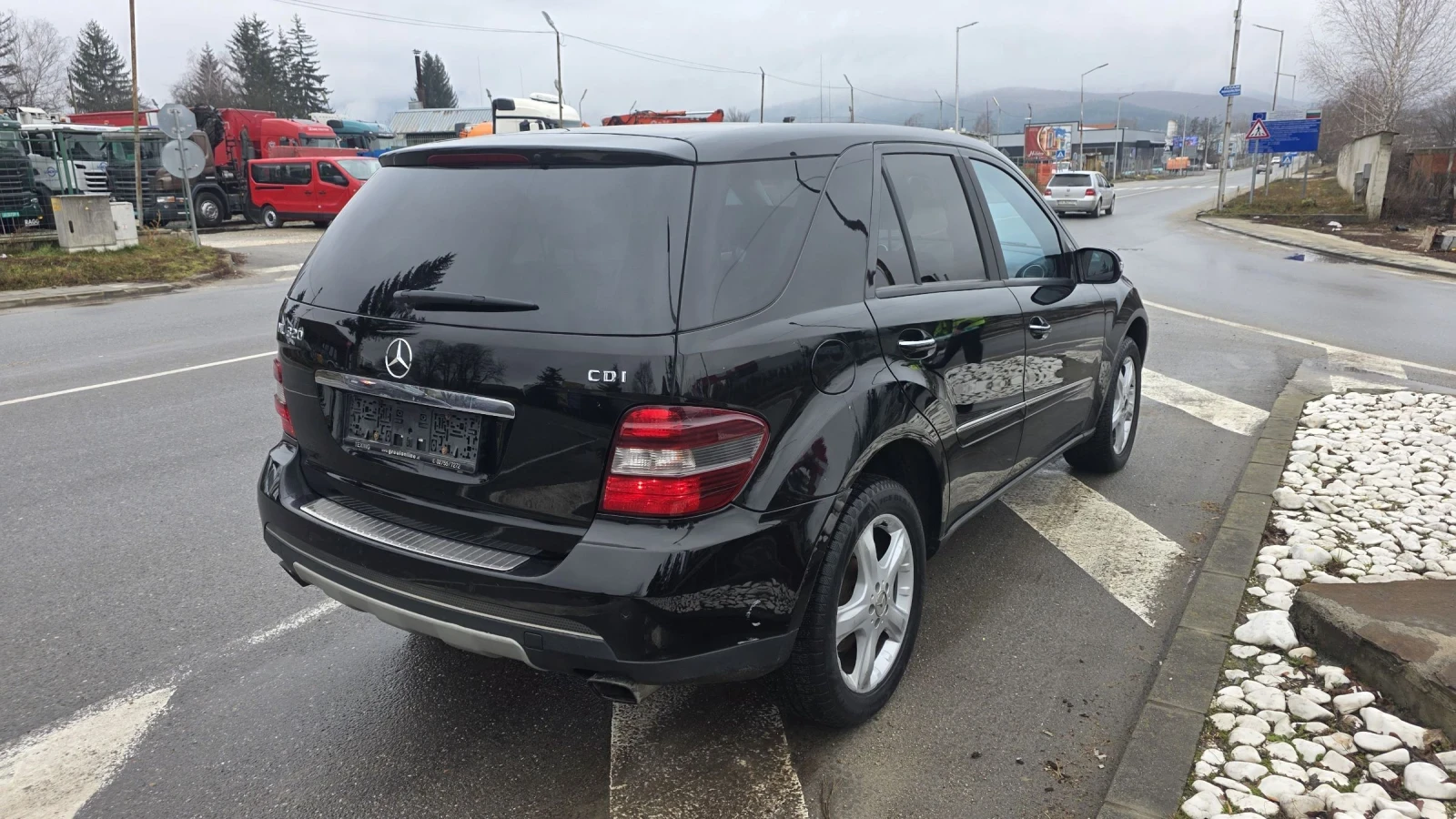 Mercedes-Benz ML 320 CDI 4 M - изображение 3