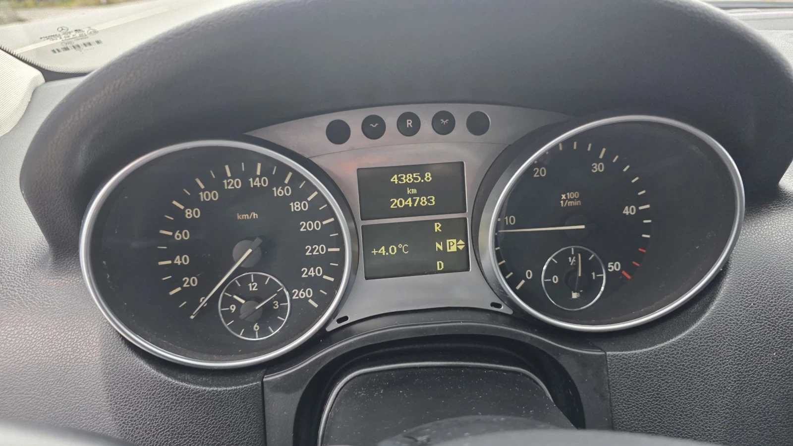 Mercedes-Benz ML 320 CDI 4 M - изображение 9