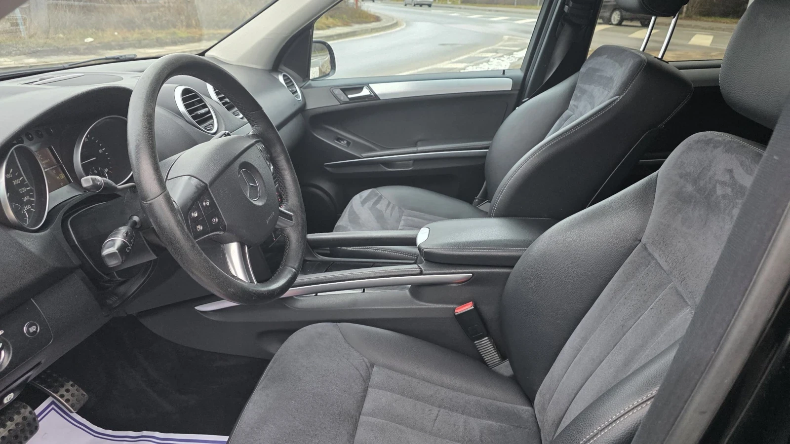 Mercedes-Benz ML 320 CDI 4 M - изображение 10