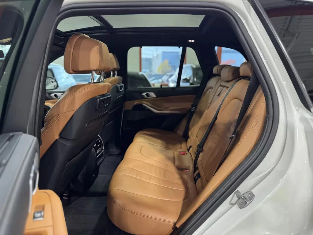 BMW X5 xDrive* 40i* АвтоКредит* (ЦЕНА ДО БГ) - изображение 8