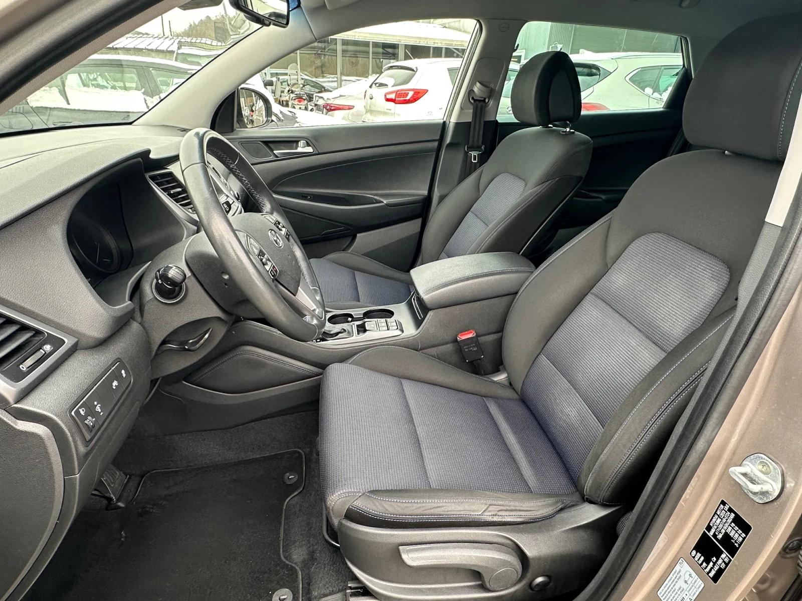 Hyundai Tucson 1.7CRDI-XPOSSIBLE-��������-����-������-�������� | Mobile.bg � ����������� 11