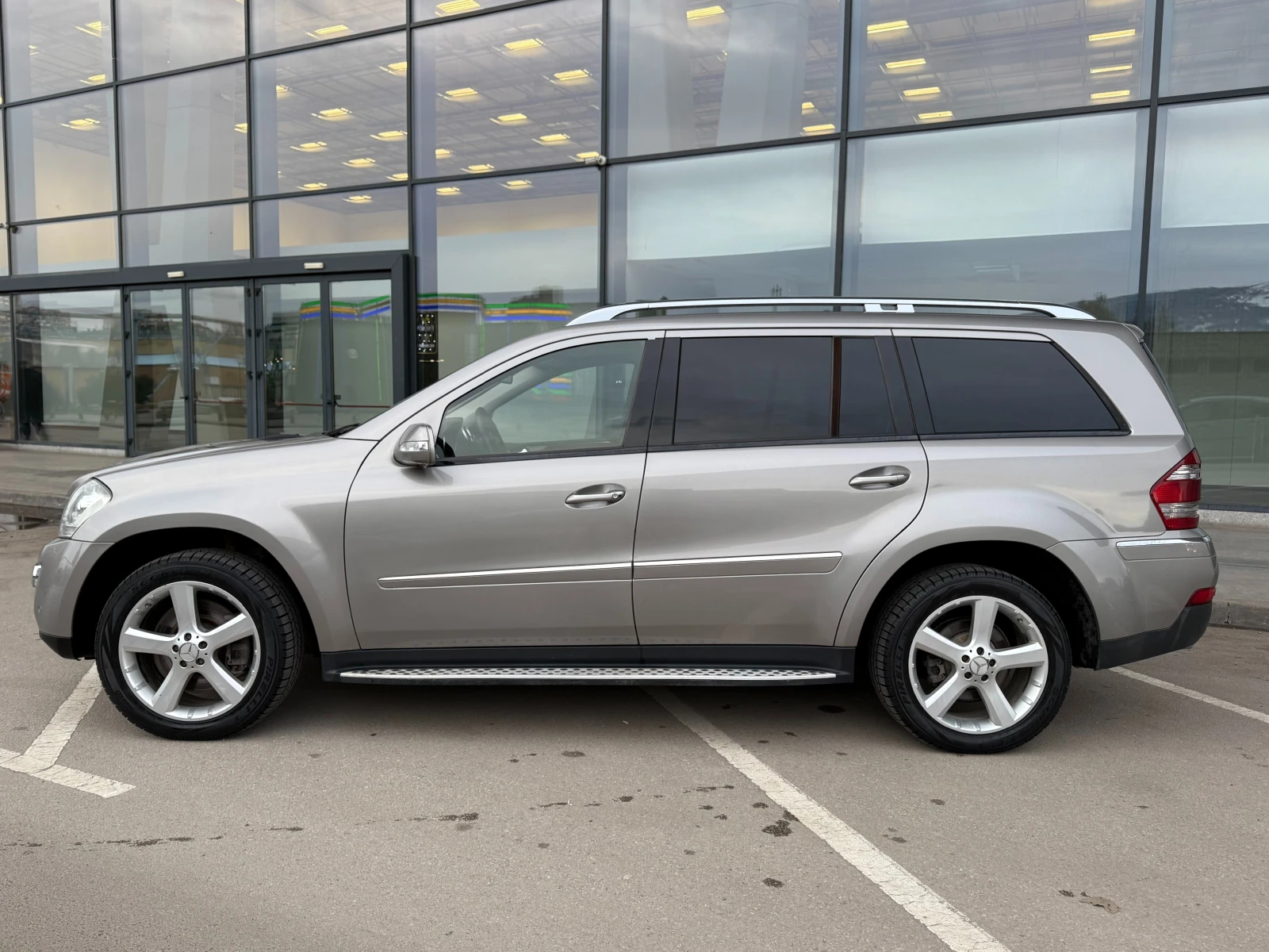 Mercedes-Benz GL 420 CDI 6 МЕСЕЦА ГАРАНЦИЯ/306к.с. Всички Екстри - изображение 2