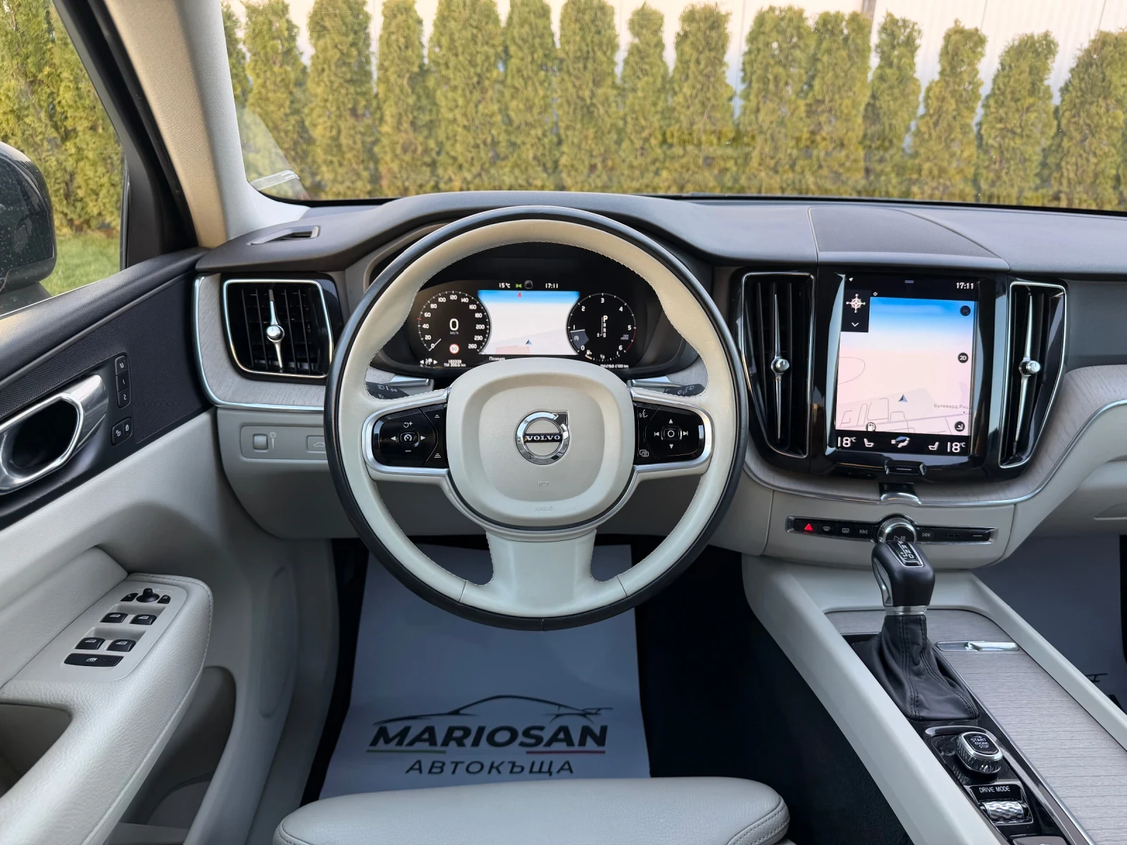 Volvo XC60 INSCRIPTION 2.0 D4 | DIGITAL COCKPIT | LED | , снимка 11 - Автомобили и джипове - 53830124