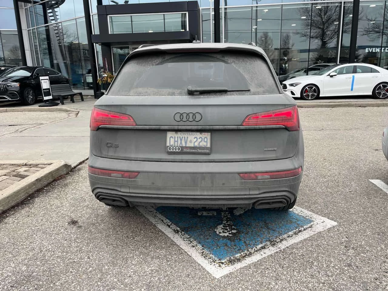 Audi Q5 * Progressiv * ПРЕДСТАВИТЕЛСТВО * ДИСТРОНИК, снимка 4 - Автомобили и джипове - 54000586