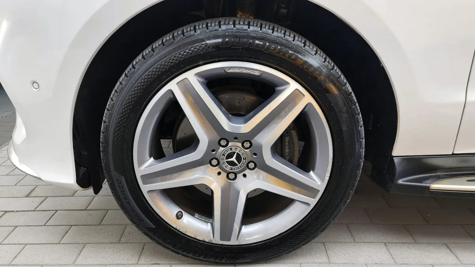 Mercedes-Benz GLE 350d PREMIUM | 4MATIC | 360 КАМЕРА | AMG-LINE | , снимка 5 - Автомобили и джипове - 54591321