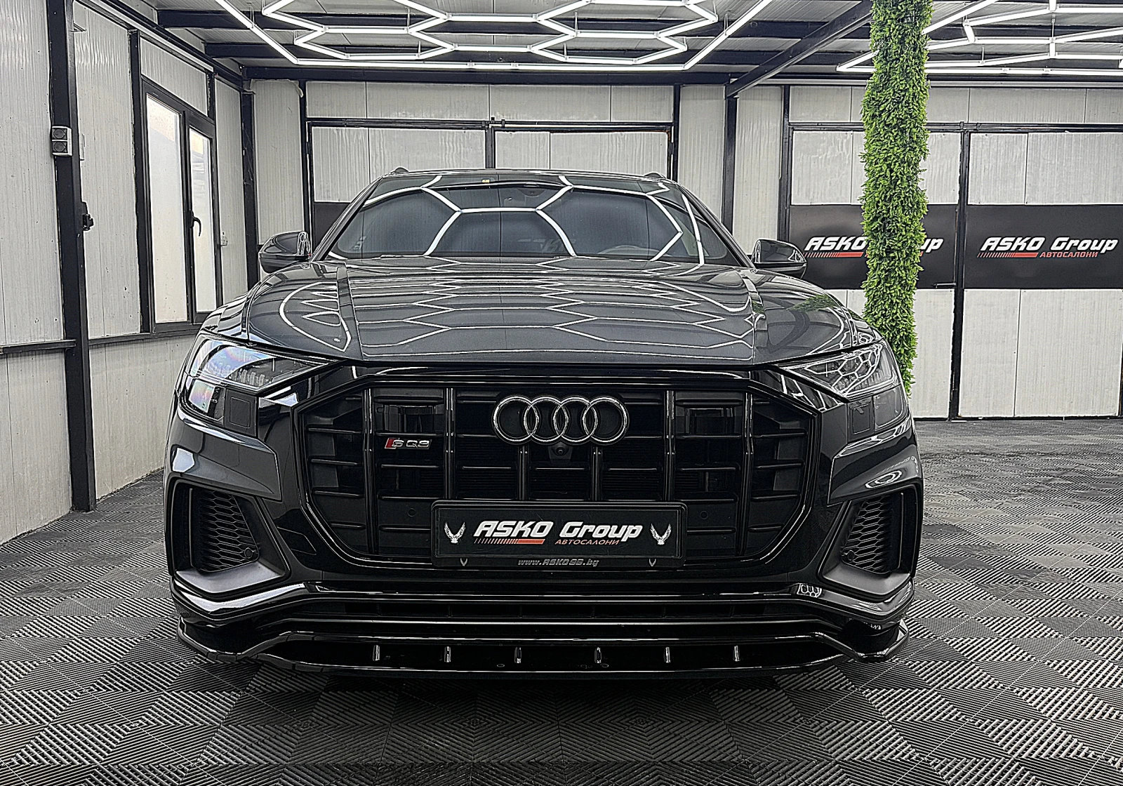 Audi SQ8  Bang&Olufsen/3D-Kamera/MATRIX/СОБСТВЕН ЛИЗИНГ, снимка 2 - Автомобили и джипове - 54938977