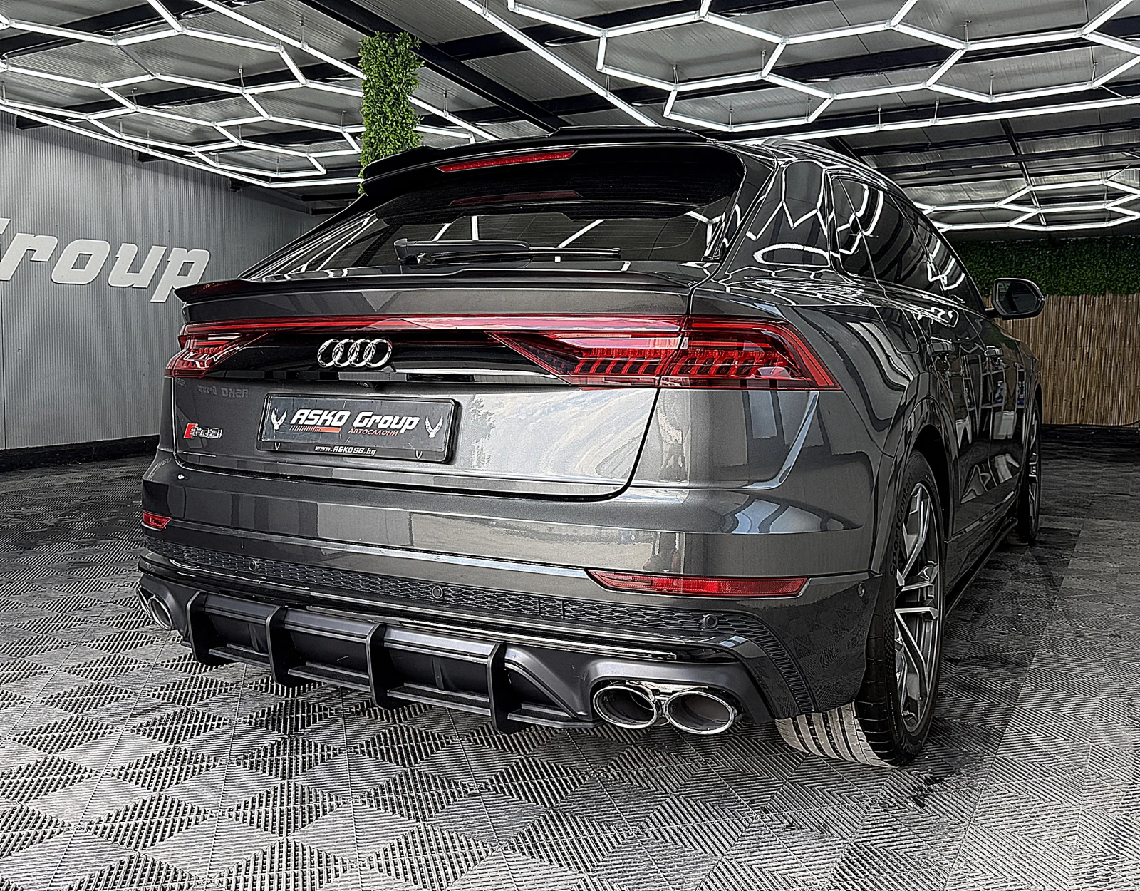 Audi SQ8  Bang&Olufsen/3D-Kamera/MATRIX/СОБСТВЕН ЛИЗИНГ, снимка 6 - Автомобили и джипове - 54938977