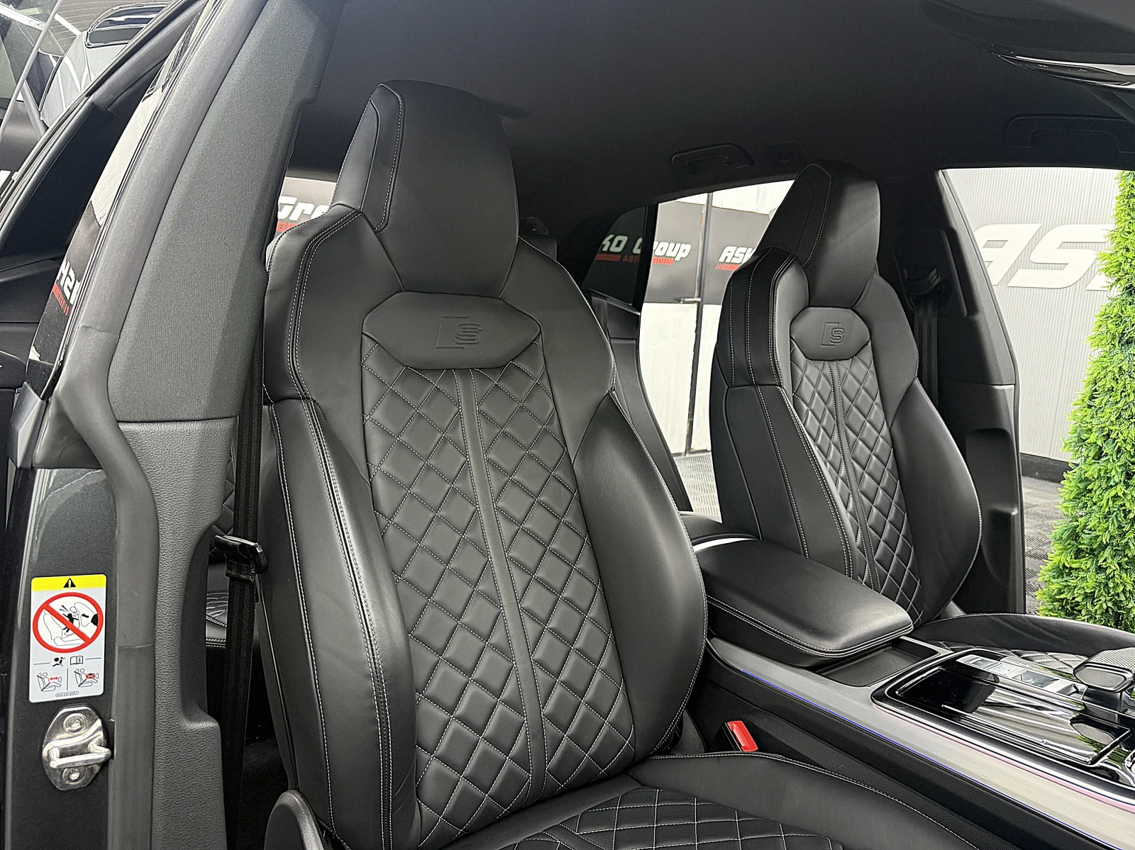 Audi SQ8  Bang&Olufsen/3D-Kamera/MATRIX/СОБСТВЕН ЛИЗИНГ, снимка 15 - Автомобили и джипове - 54938977