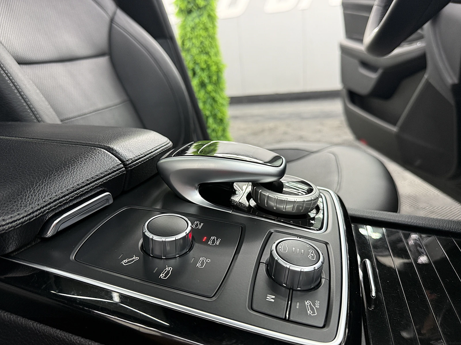 Mercedes-Benz GLS 350 AMG/7-MESTA/PANORAMA/360-kamera/ГЕРМАНИЯ ЛИЗИНГ, снимка 15 - Автомобили и джипове - 55027166
