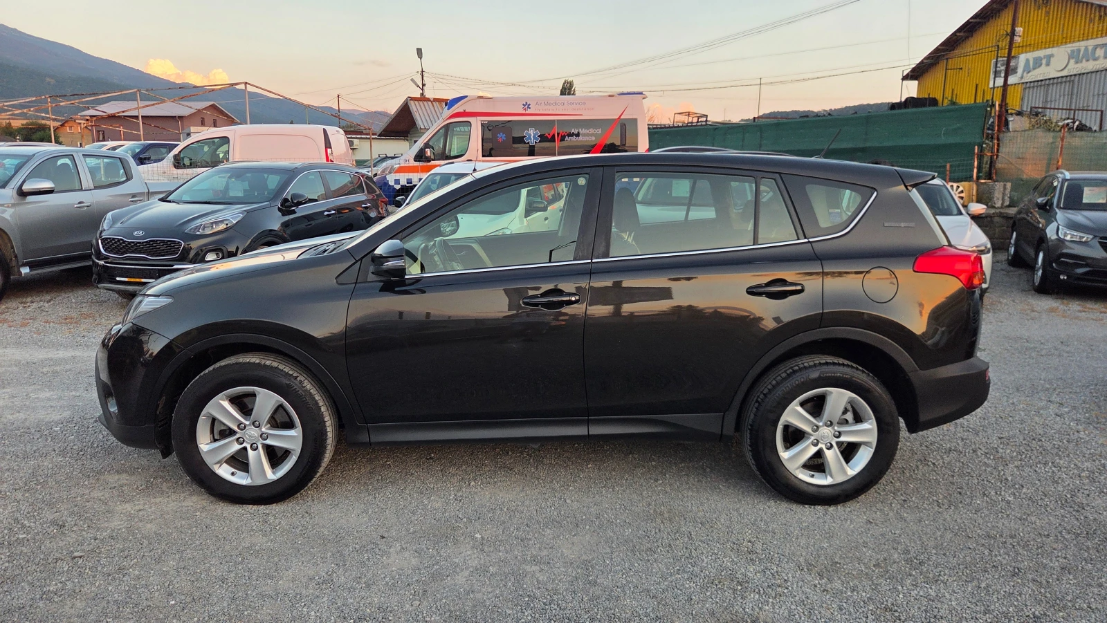 Toyota Rav4 2.0 D-4D EUR.5B, снимка 5 - Автомобили и джипове - 55833611