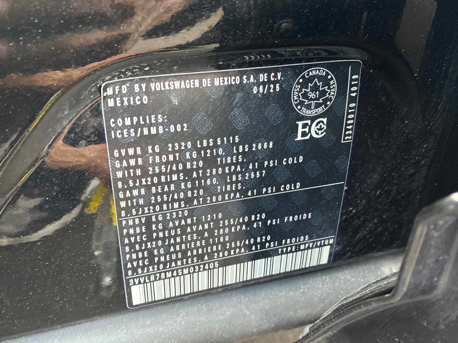 VW Tiguan Highline R Line / 360 / ОБДУХВАНЕ / CARFAX, снимка 10 - Автомобили и джипове - 55942471
