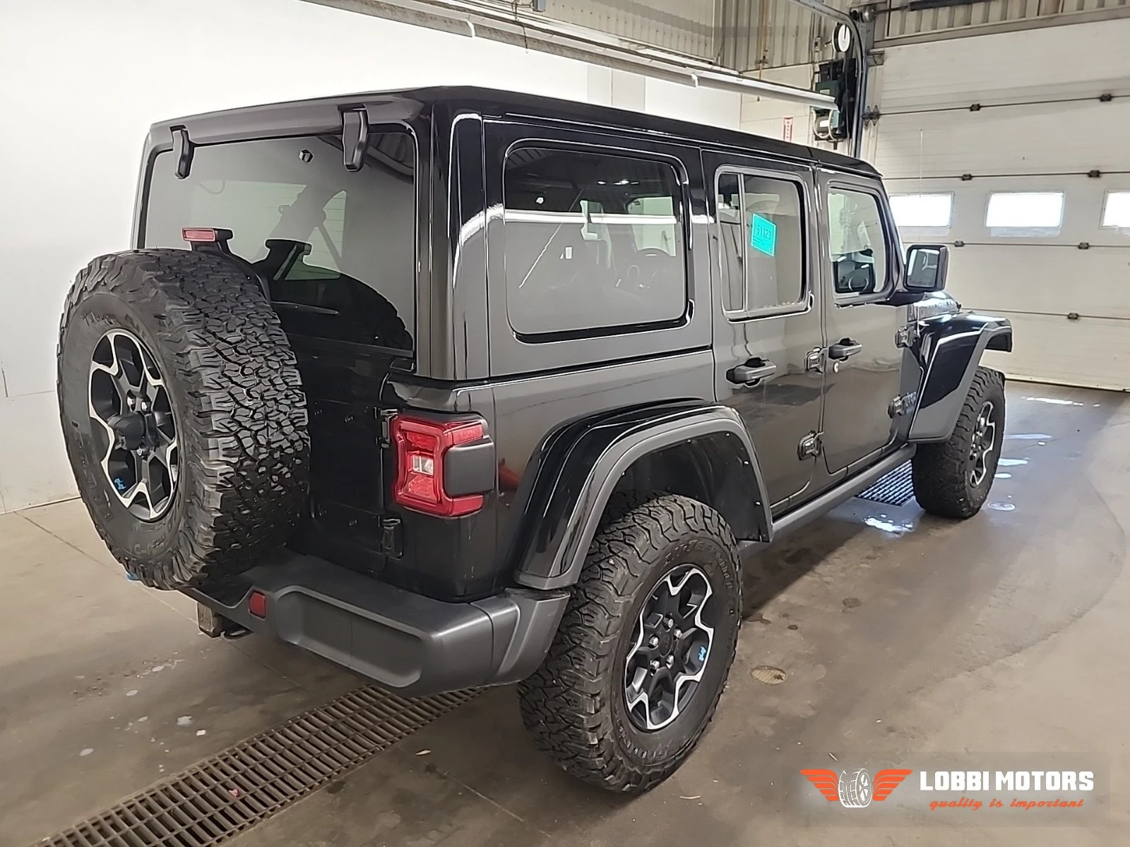 Jeep Wrangler, снимка 3 - Автомобили и джипове - 56098813