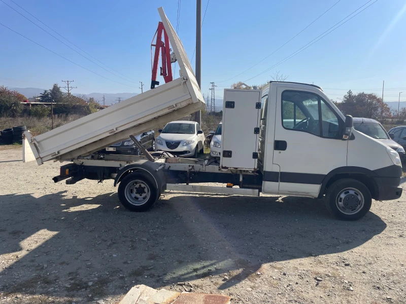 Iveco Daily 35-13 климатик, снимка 3 - Бусове и автобуси - 47862312