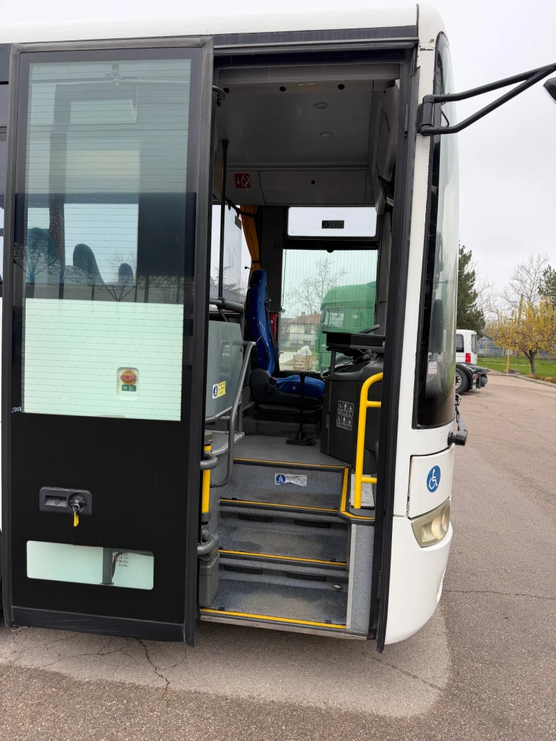 Mercedes-Benz Intouro O 560 ME H KLIMA 61+ 1места, 23прави, снимка 5 - Бусове и автобуси - 52892755