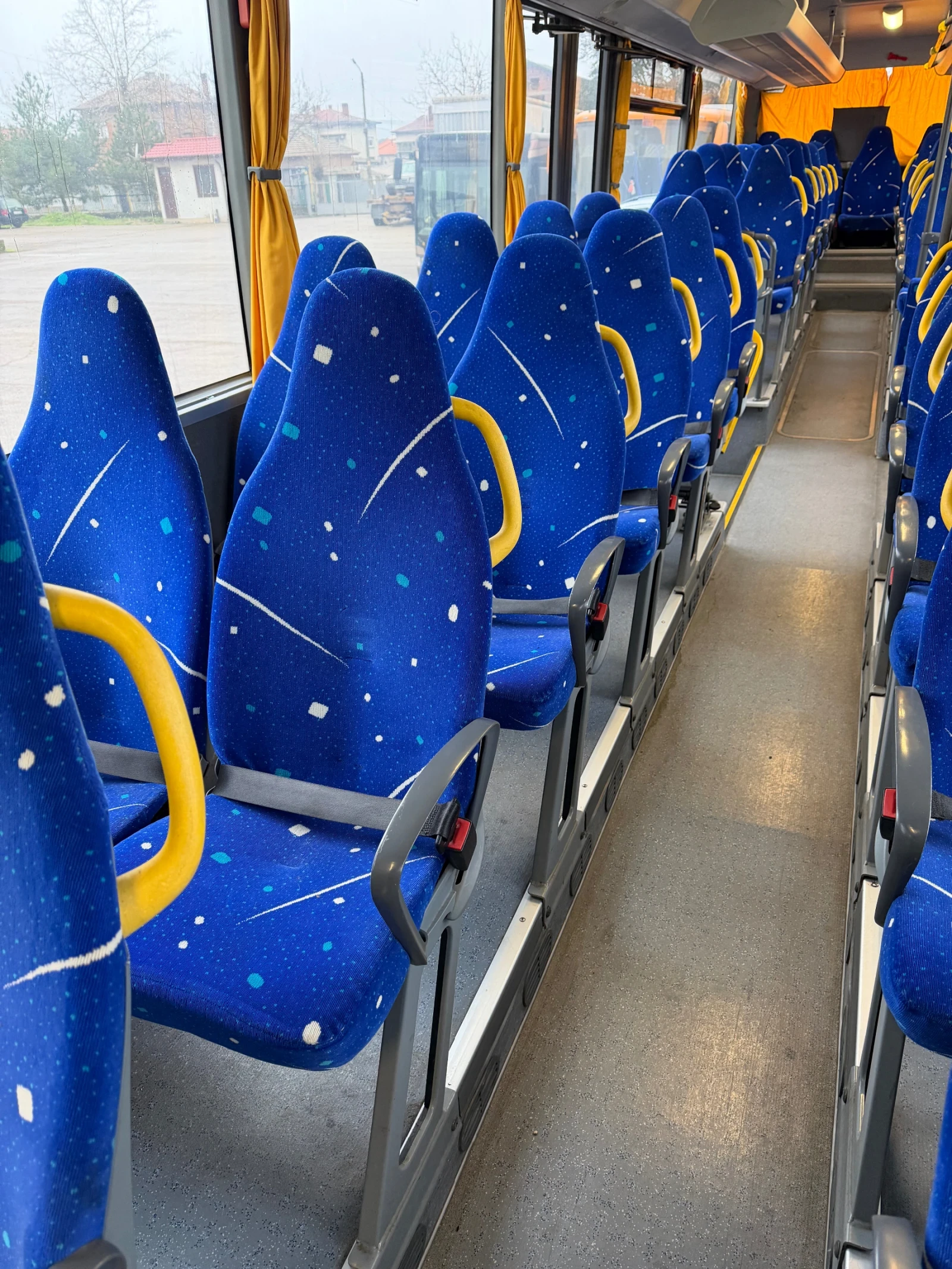 Mercedes-Benz Intouro O 560 ME H KLIMA 61+ 1места, 23прави - изображение 8