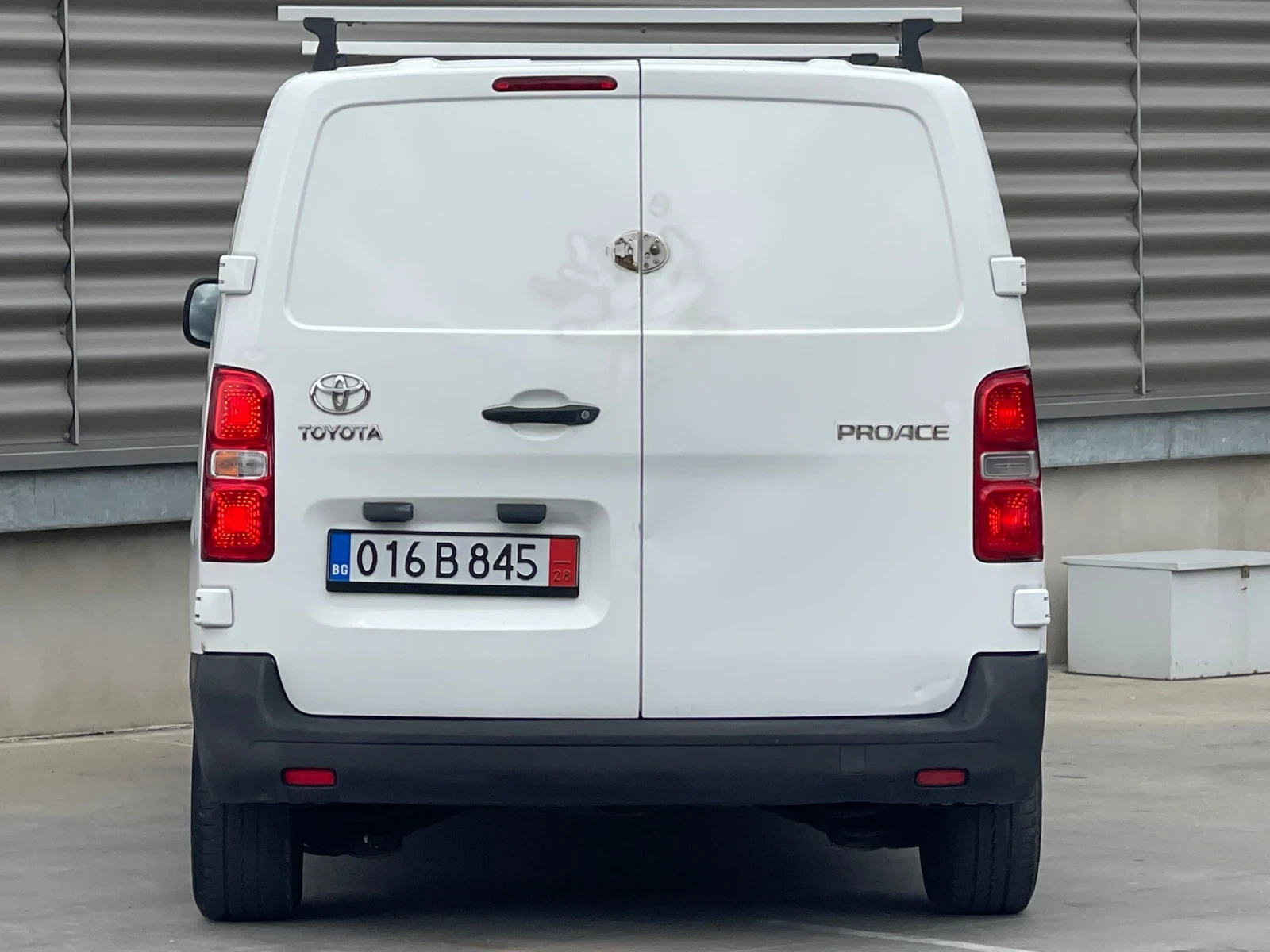 Toyota Proace 1.5 TURBO DIESEL 120 К.С. 2019 Г. 2 КЛЮЧА ЕВРО 6, снимка 6 - Бусове и автобуси - 54084864