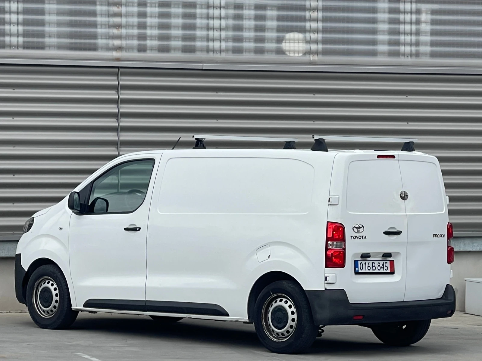 Toyota Proace 1.5 TURBO DIESEL 120 К.С. 2019 Г. 2 КЛЮЧА ЕВРО 6, снимка 5 - Бусове и автобуси - 54084864