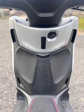 Piaggio Beverly 300hpe, ABS-ASR, 2021год., снимка 10