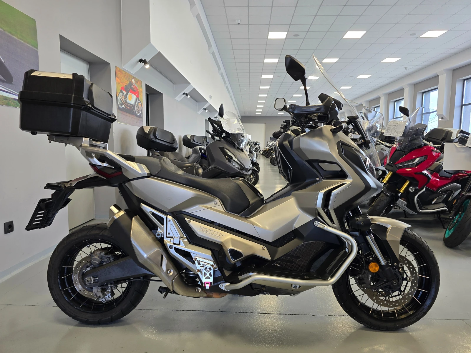 Honda X-ADV 750сс, ABS-TCS, 2019г., снимка 2 - Мотоциклети и мототехника - 54603248