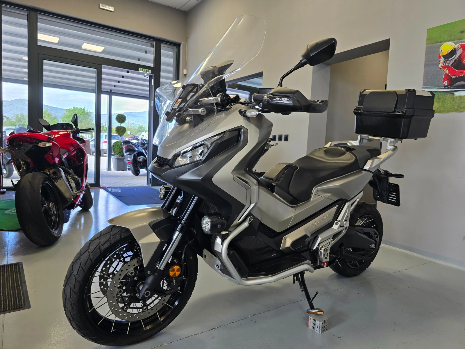 Honda X-ADV 750сс, ABS-TCS, 2019г., снимка 6 - Мотоциклети и мототехника - 54603248