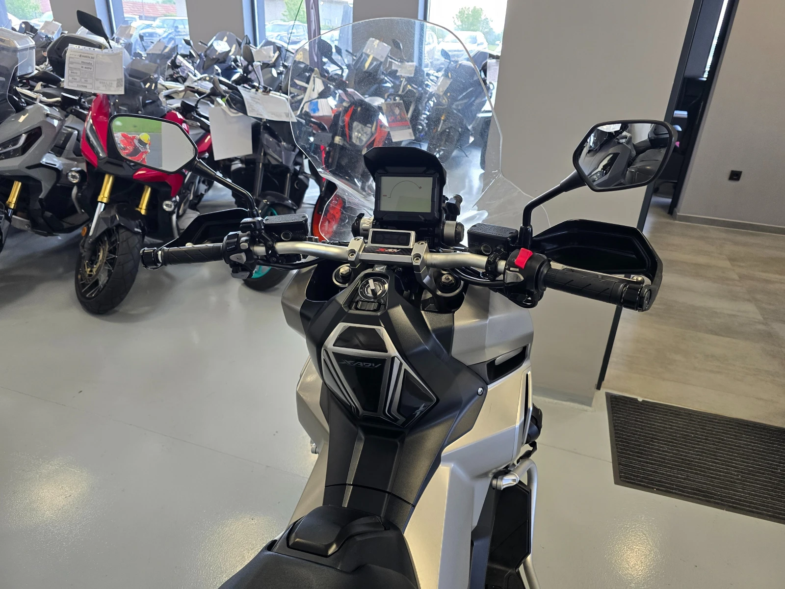 Honda X-ADV 750сс, ABS-TCS, 2019г., снимка 13 - Мотоциклети и мототехника - 54603248