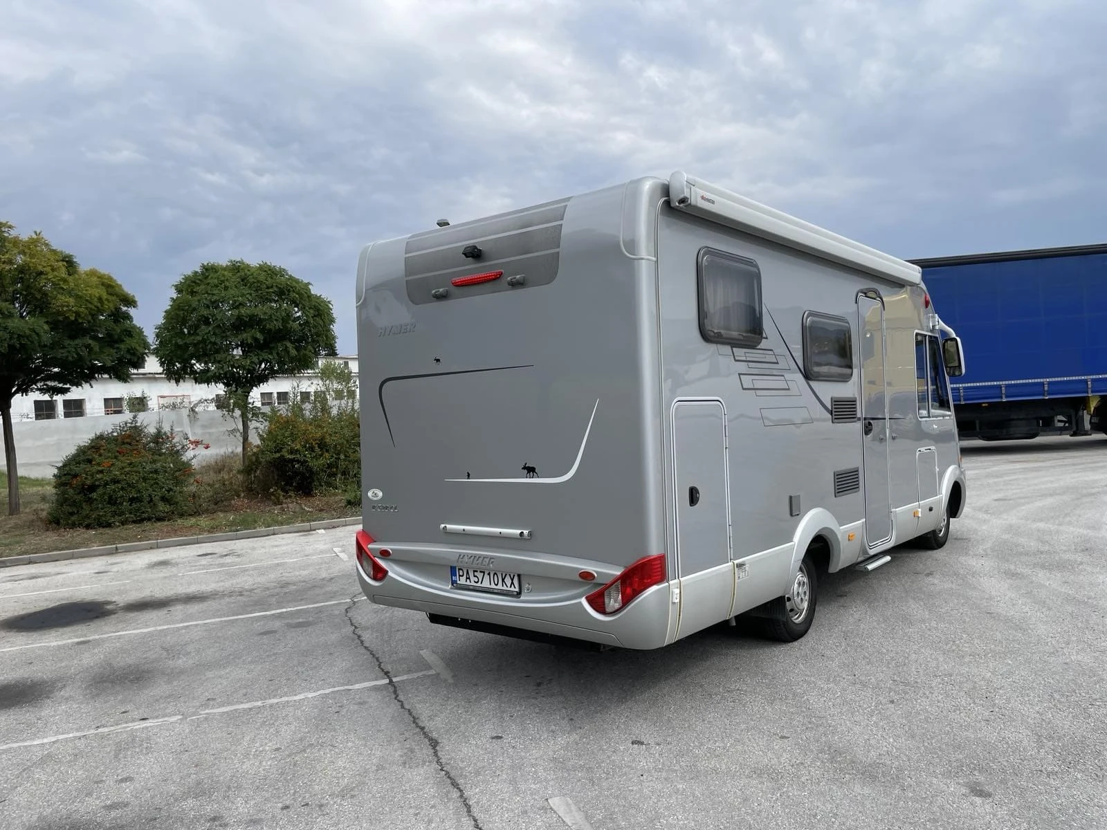 Кемпер HYMER / ERIBA B 528 CL, снимка 4 - Каравани и кемпери - 54031517