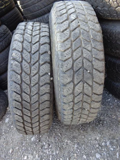 Гуми Всесезонни 205/70R14, снимка 4 - Гуми и джанти - 22350844