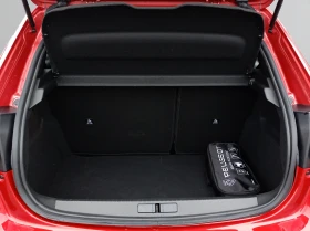 Peugeot 208 ALLURE 1.2 PureTech 110 HYBRID 48V e-DCS6 EURO 6.4 - 23000 € / 44984.09 лв. - 32083948 9